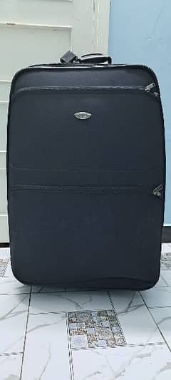 30 kg trolley bag