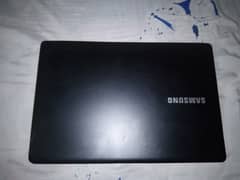 Samsung Notebook 9 Pro 15.6″ i7 6th  Gen GTX 950M Touchscreen Laptop