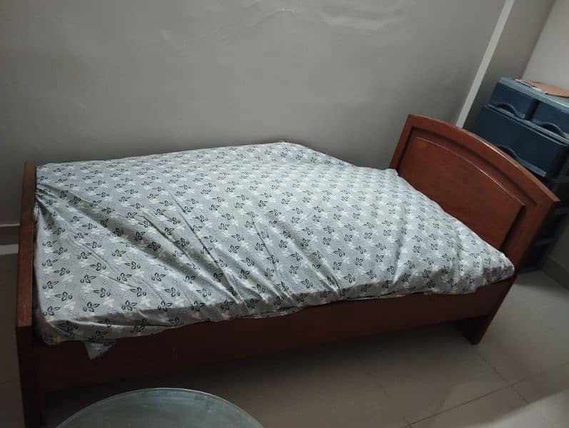 Single Bed 0