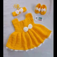 agr kese NY apny baby k ley crochet suit  bnwana chhty Hy tu inbox kry