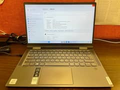 Core i7 - 16 GB RAM - 1 TB SSD - 10th Gen 0