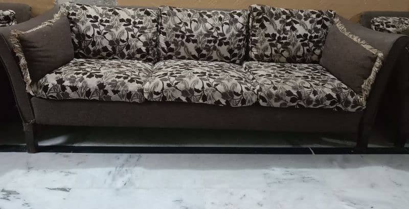 5 seater imported sofa set 4