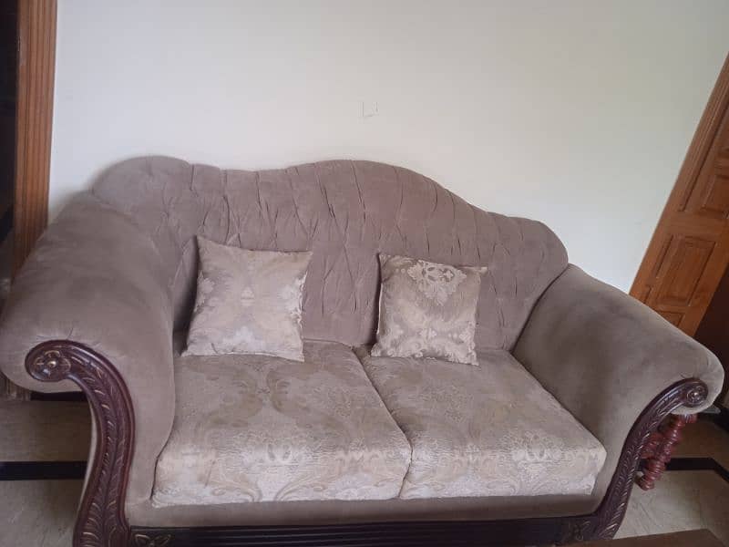 7 seater sofa and table set 4