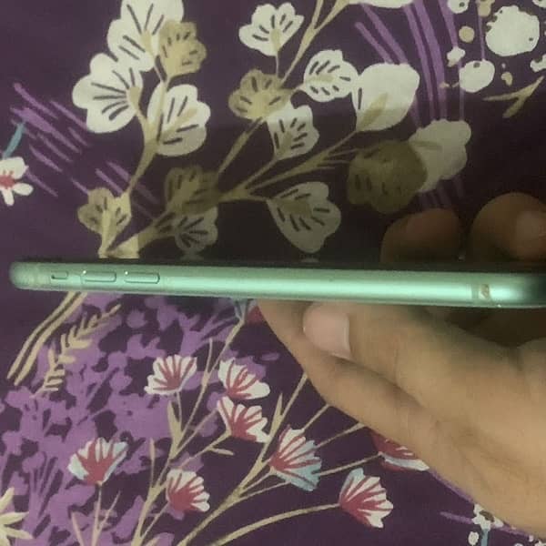 IPhone 11 Green 128 Gb 2