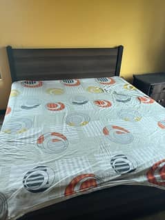 premimum wooden bed for sale with mattress and side table