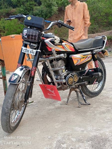 Honda 125 . whatsap num. . 0.3. 4.9. 5.3. 2.1. 4.1. 9 3