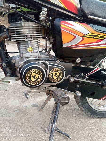 Honda 125 . whatsap num. . 0.3. 4.9. 5.3. 2.1. 4.1. 9 4