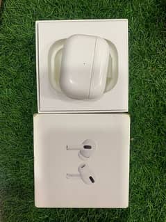 Apple AirPods Pro with Megsafe wireless Charging