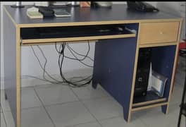 computer table