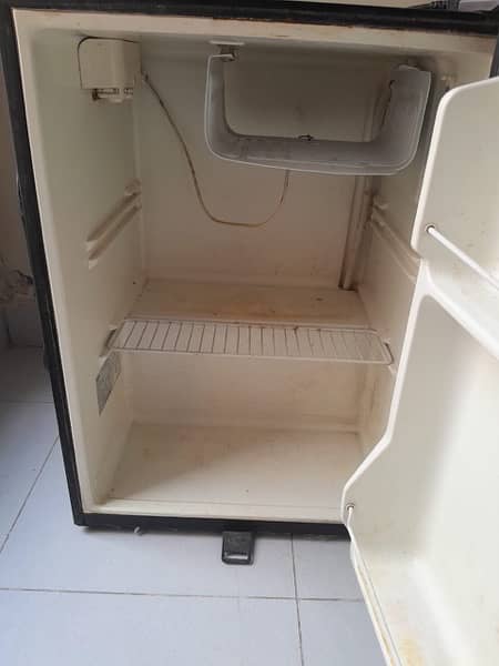 bedroom fridge haier used 6