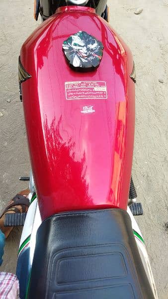 Honda 125s  self start . . . . owner. . . . contact no;03224375466 3