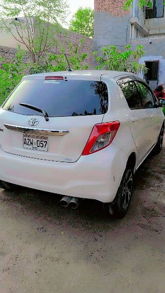 Toyota Vitz 2011 0