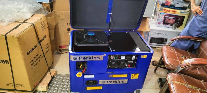 Generator Soundproof 13 KVA Perkins Conopy. 3