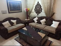 6 seater sofa set with matching curtains / Sofa set / curtains