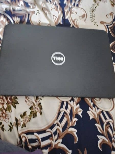 dell vostro in good condition 1