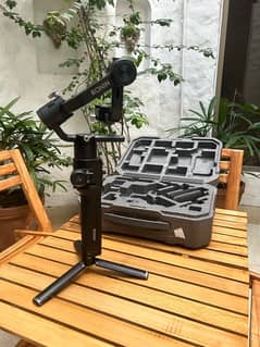 DJI Ronin S Gimble Condition 10/9