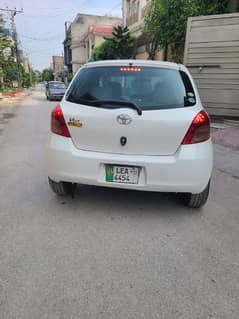 Toyota Vitz 2006