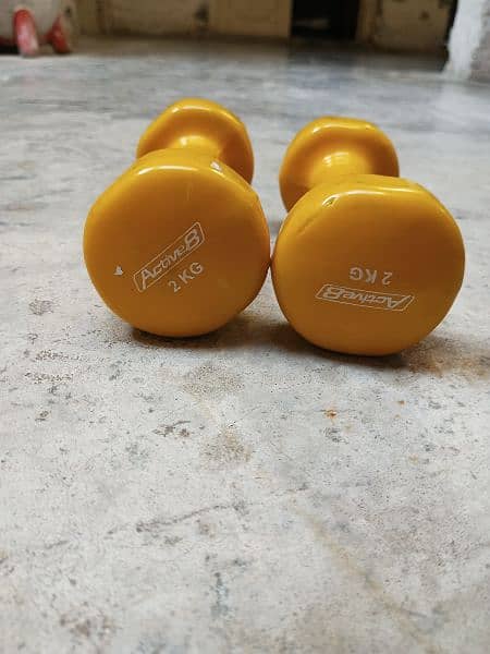 2kg dumbbells 1