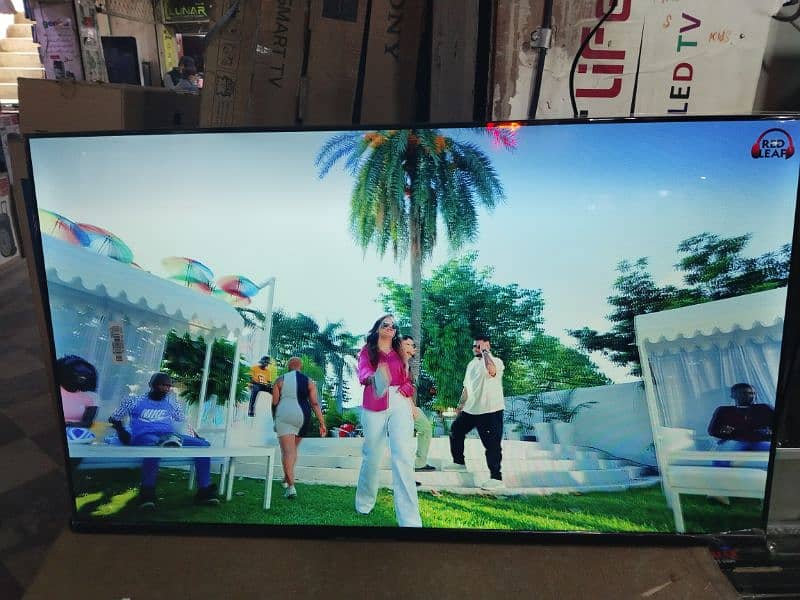 boderless 50 inch Led TV wifi 03345354838 1