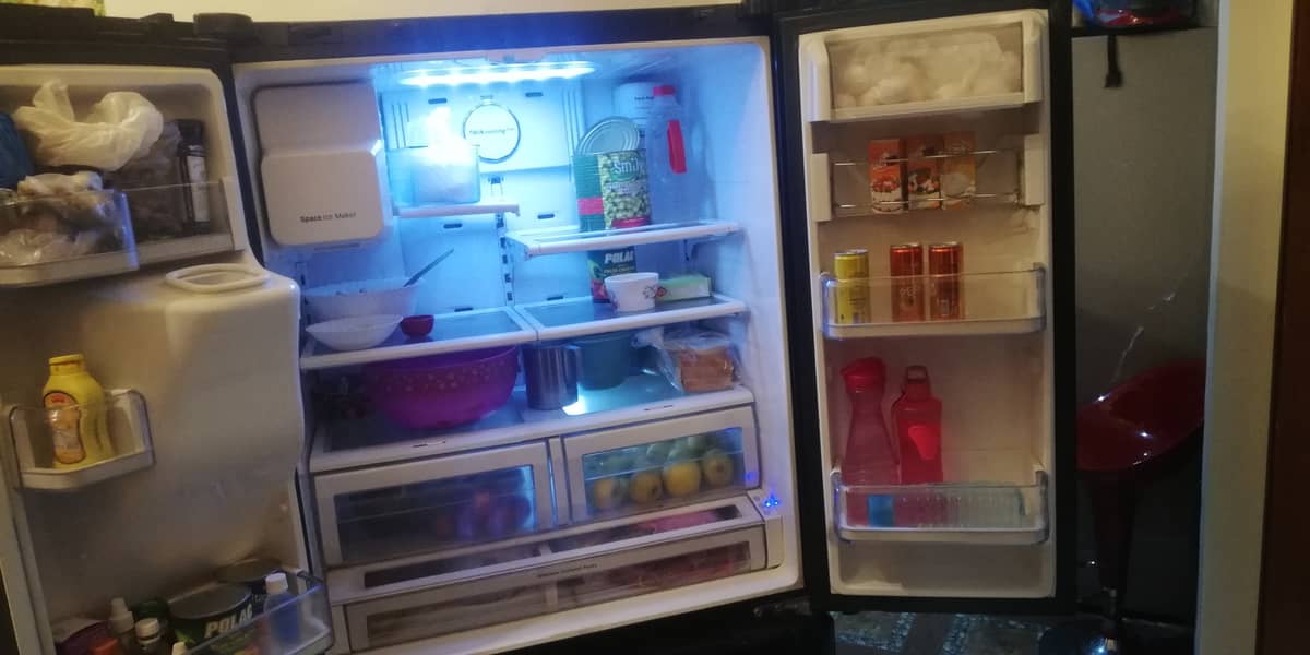 Samsung Double Door Refrigerator Fully Invertor Slightly Used For Sale 3