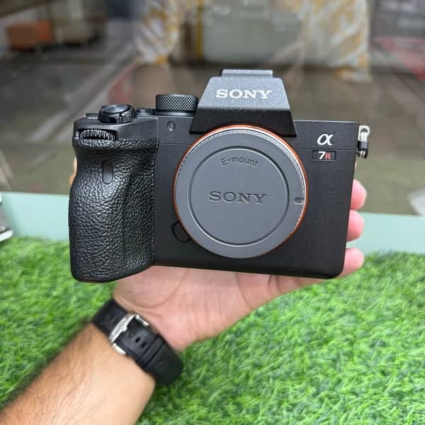 SONY A7R-IV Professional Body 2