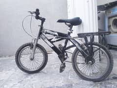 streethawak kids bicycle black  colour