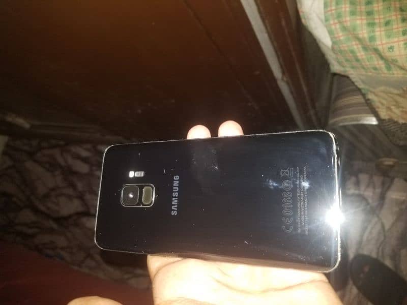 samsung S9 Black color 4