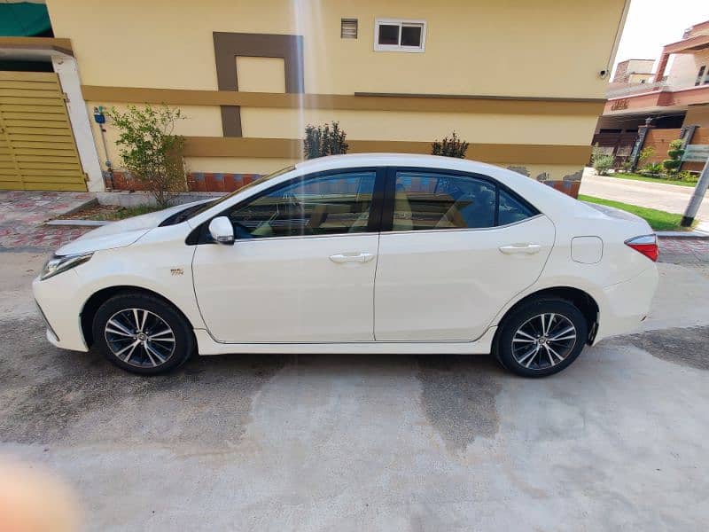 Toyota Corolla Altis 2018 3