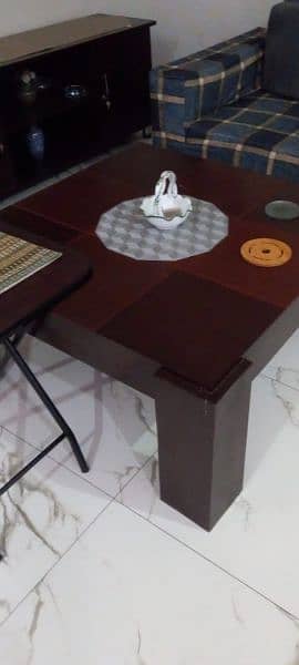 Brand New Center Table For Sale. 0