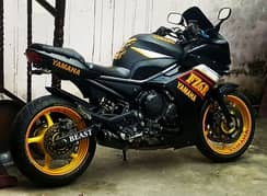 Yamaha Fz6r 600cc