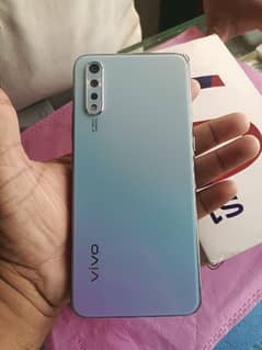 vivo s1 8gb  256 gb