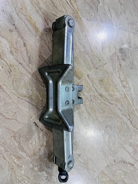 Car Jacks for Sale Toyota Fortuner Crolla Suzuki 5