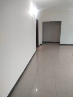 10 Marla 3 Bedrooms Flat fully Tiled For Rent