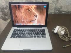 Apple MacBook Pro Core i5 2.5Ghz 4 GB Ram 500 GB HardDrive 2012 Laptop