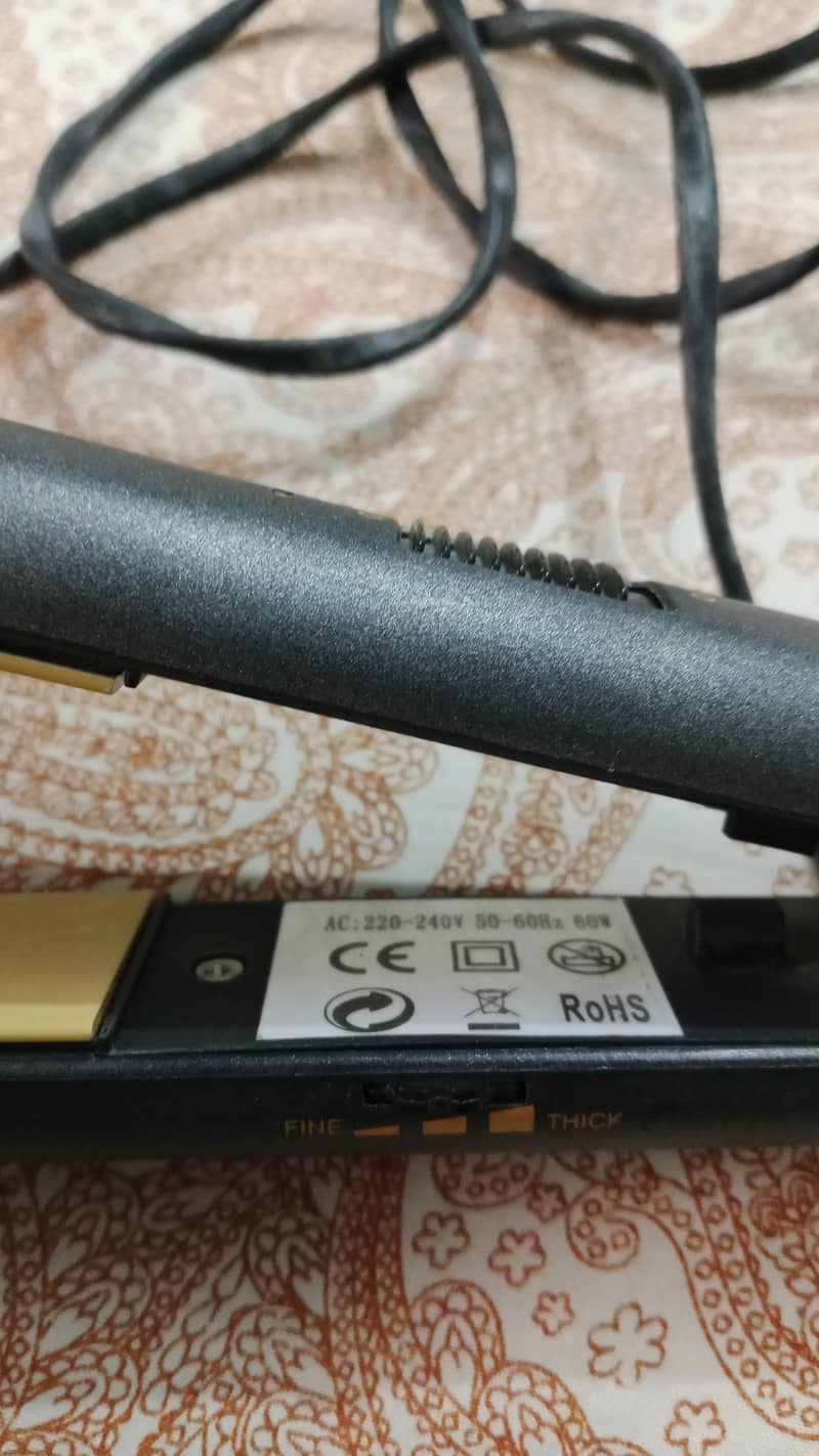 Remington hair straightener 1