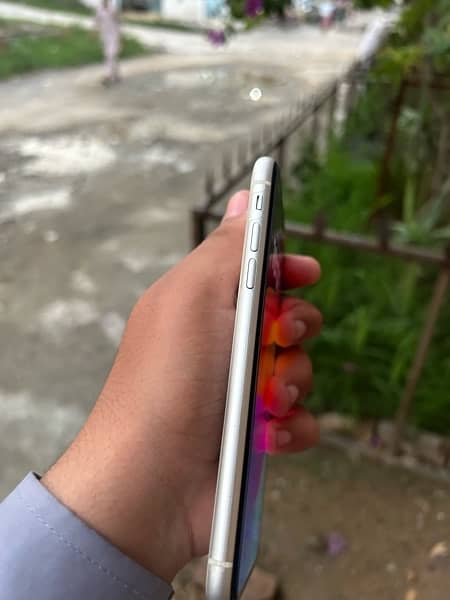 IPHONE 11 pta approoved 6