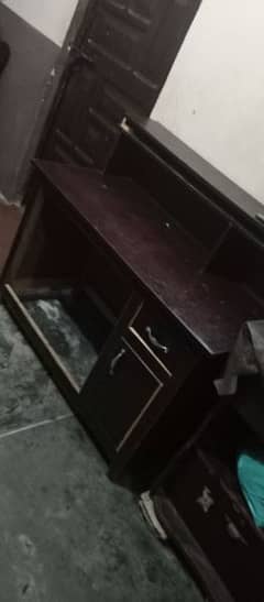 Computer Table for sale urgent