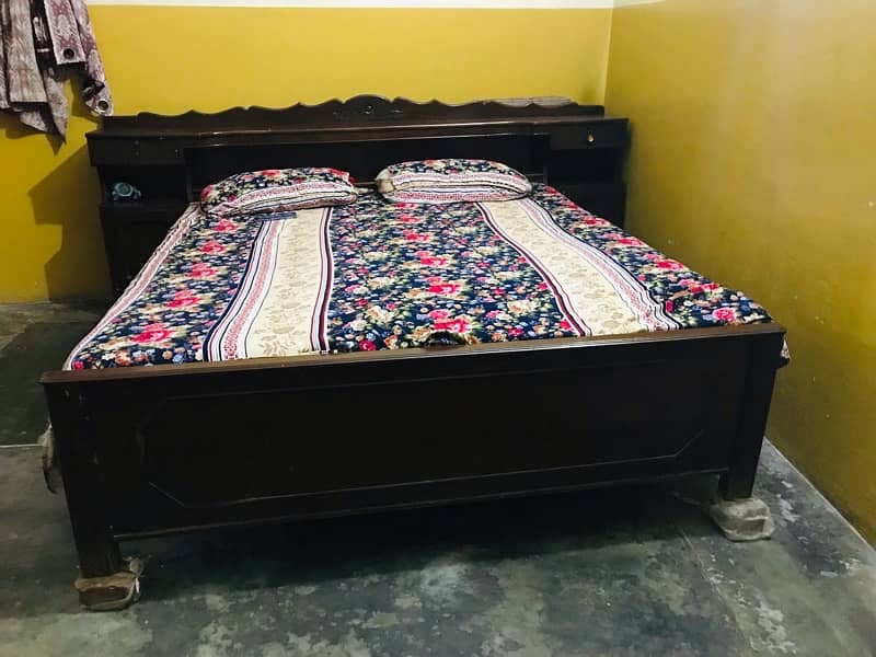 best condition with mattrese good condition mattres good condition bed 2