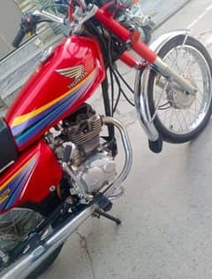 Honda bike 125cc WhatsApp 0327//76//50//167//