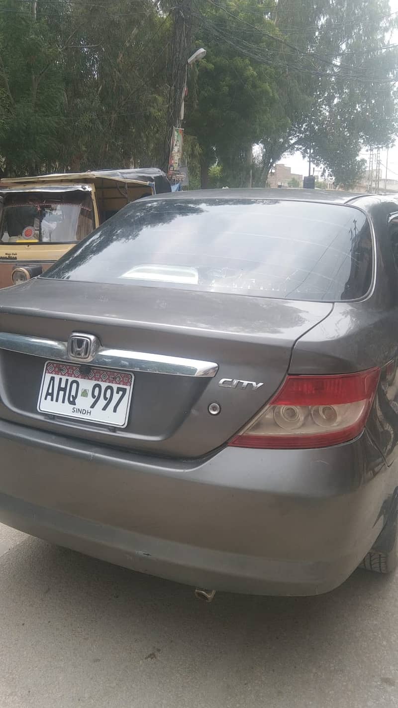 Honda City IDSI 2005 Manual 3