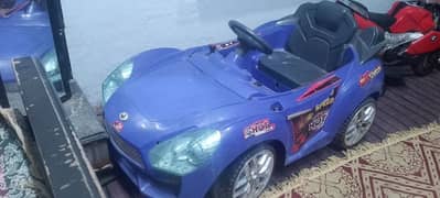 Hot Racer car bilkul ok hy srif battery daly gi