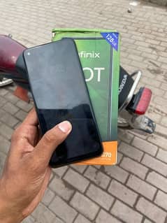 infinix Hot 4/128GB with box charger Original