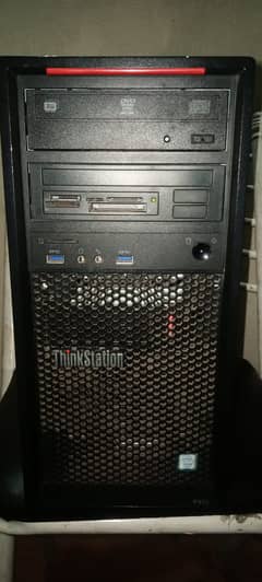 Lenovo P310 / E3 1230 V5 / 8GB Ram / 500Gb Hard