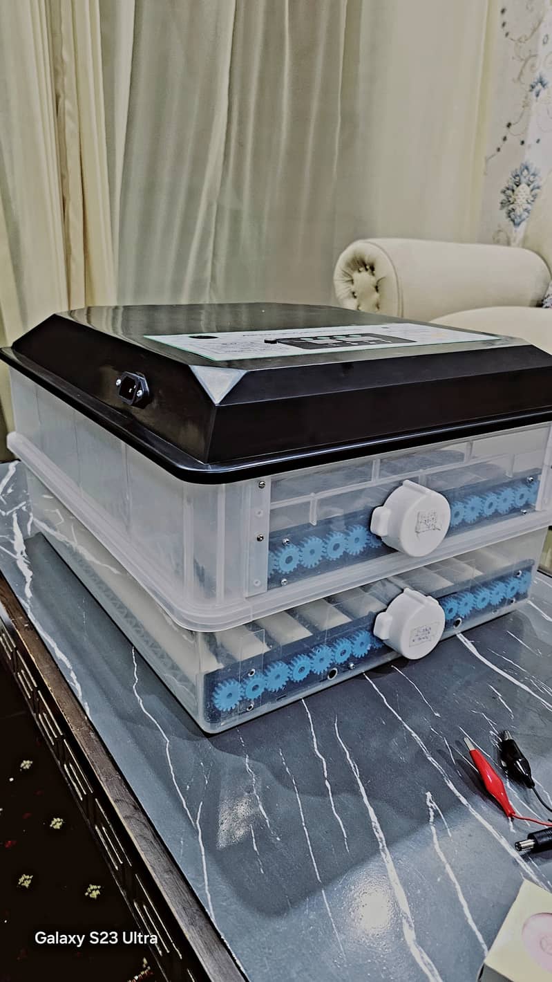 Imported automatic 128 eggs incubator 3