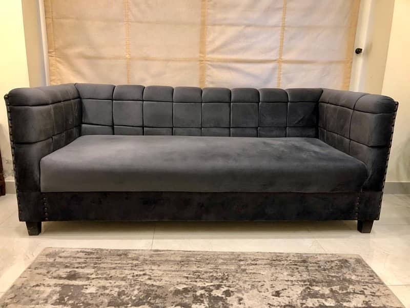 7 seater sofa/ very good valvet quality/ grey colour/ sofa set 4