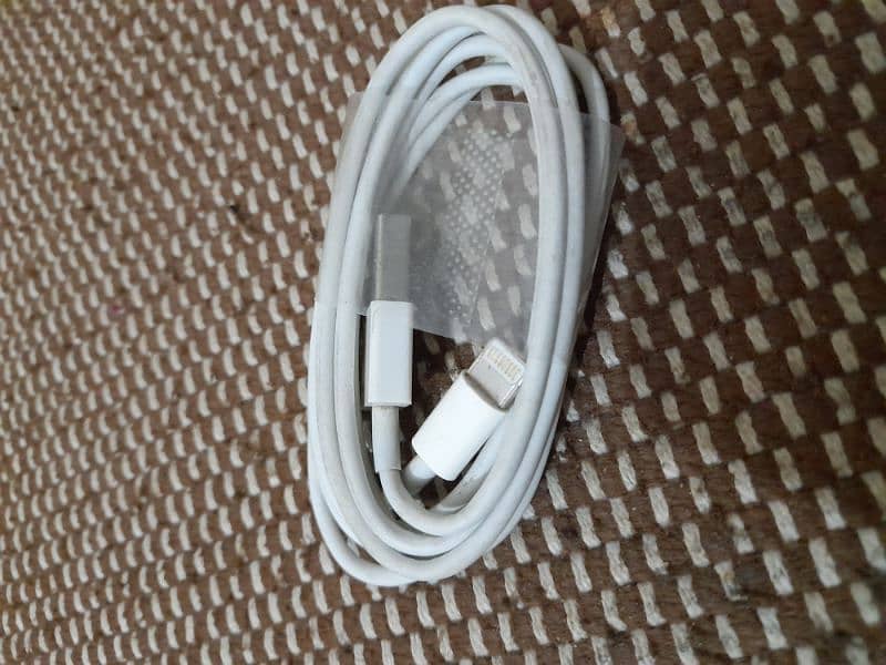 iphone cable 0