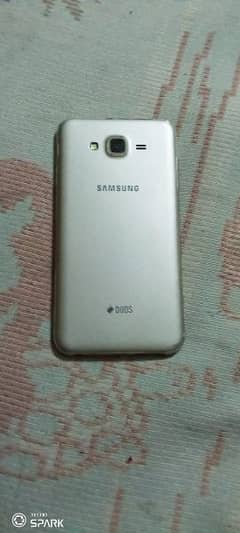 Samsung Galaxy J7 core 0