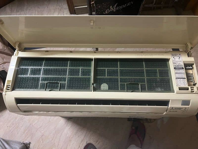 MITSUBISHI 1 TON AC 1