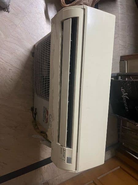 MITSUBISHI 1 TON AC 2