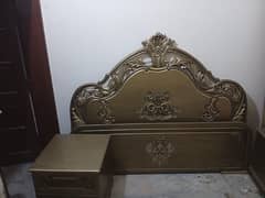 King size bed with side tables